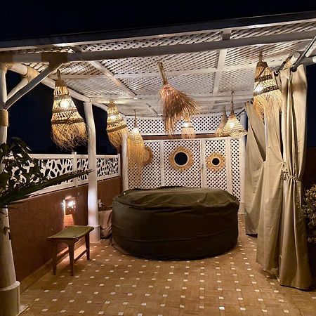 LE 21, EXCLUSIVE DUPLEX 400m from Jemaa el Fna - JACUZZI - HAMMAM - NETFLIX - HIGH-SPEED WIFI Villa Marrakesh Exteriör bild